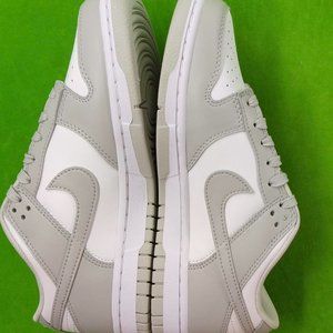 Nike Men's Grey and White Trainers